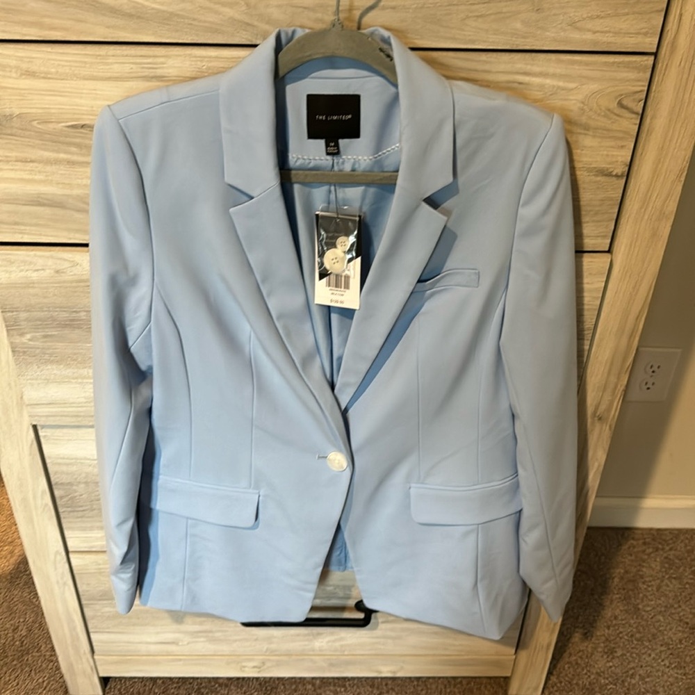 The limited baby blue summer blazer